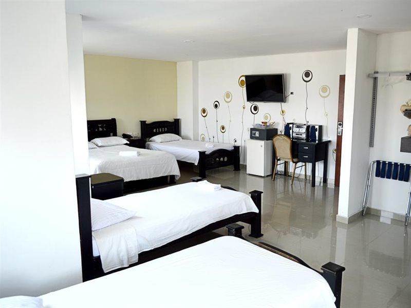 Hotel Intersuites Barranquilla  Eksteriør billede