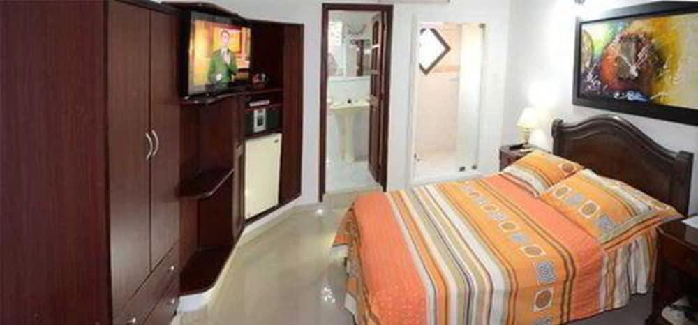 Hotel Intersuites Barranquilla  Eksteriør billede