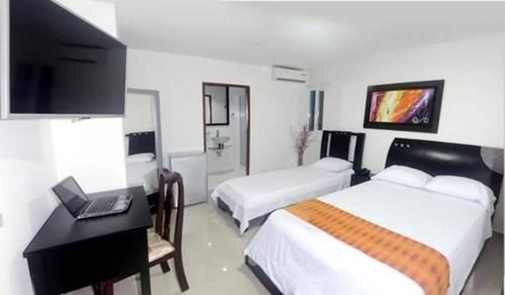 Hotel Intersuites Barranquilla  Eksteriør billede