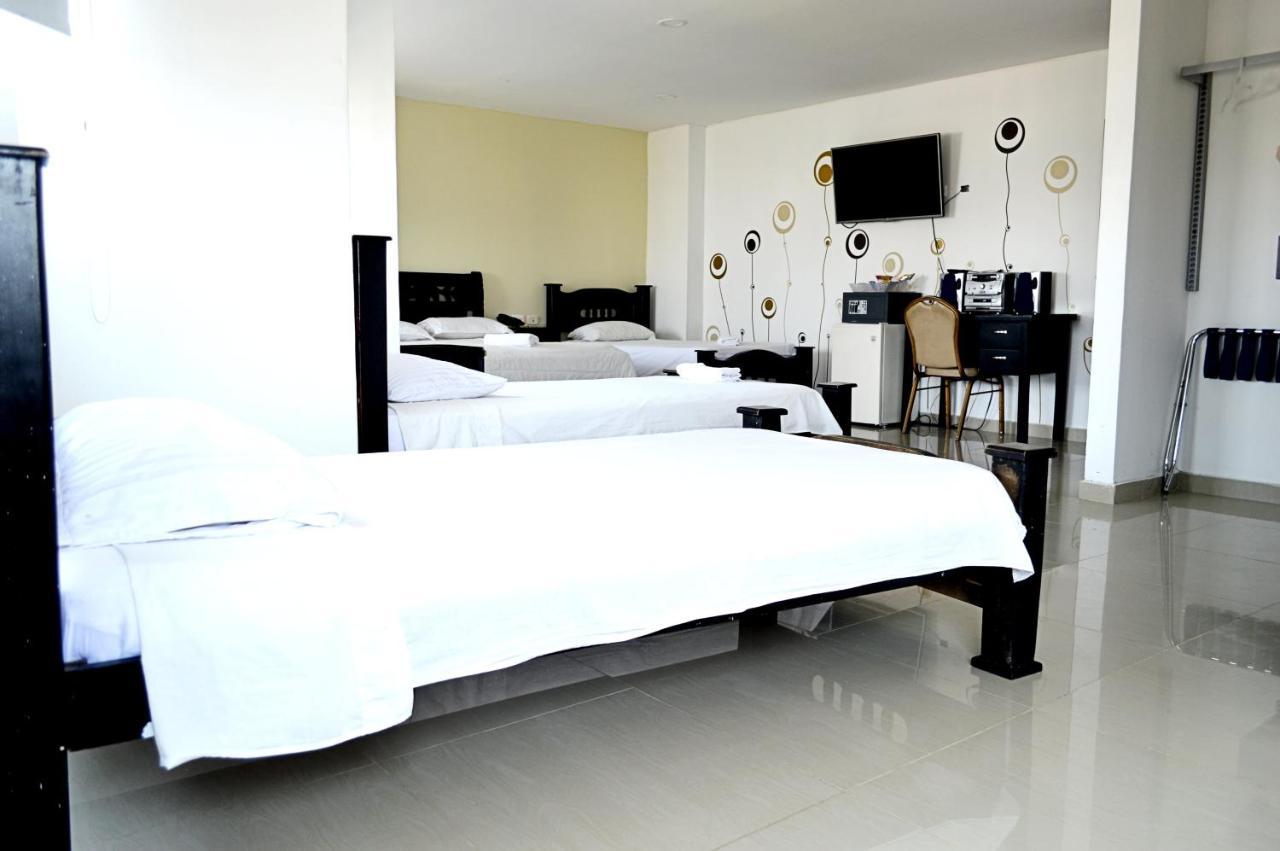 Hotel Intersuites Barranquilla  Eksteriør billede